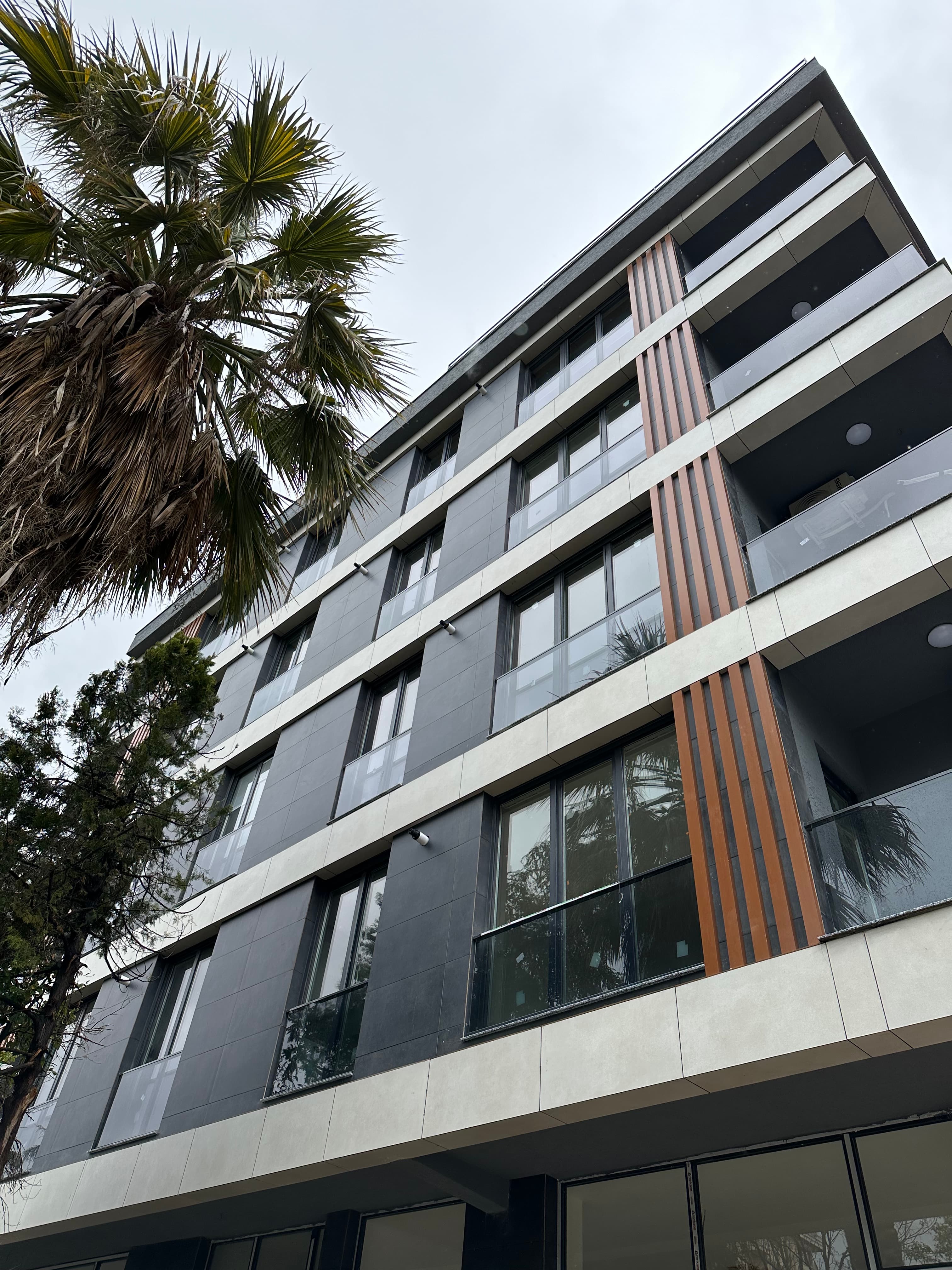 Bağdat Caddesi̇ Bursa Apt. No : 141