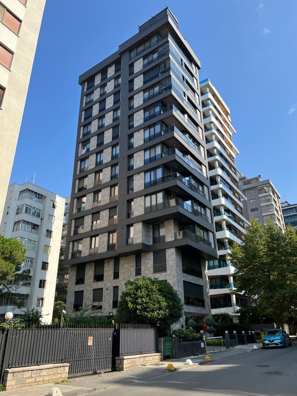 Vapur Yolu Sok. Huzur Apt. No: 12 — Fotoğraf 2